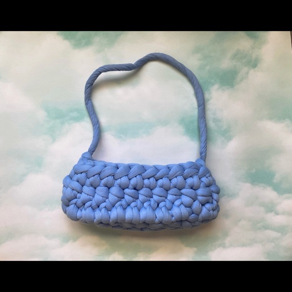 Ken Doll purse - Picture 2 of 3